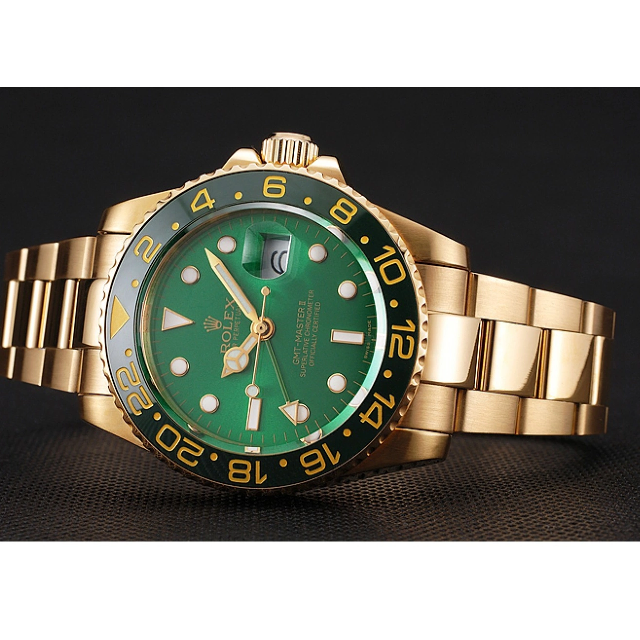 Aaa replica watch 1453750 And Case Rolex Gold Bezel Green Master GMT Swiss Dial Bracelet II And 0530